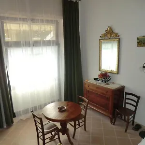 https://le-conchiglie.hotelitalianriviera.com