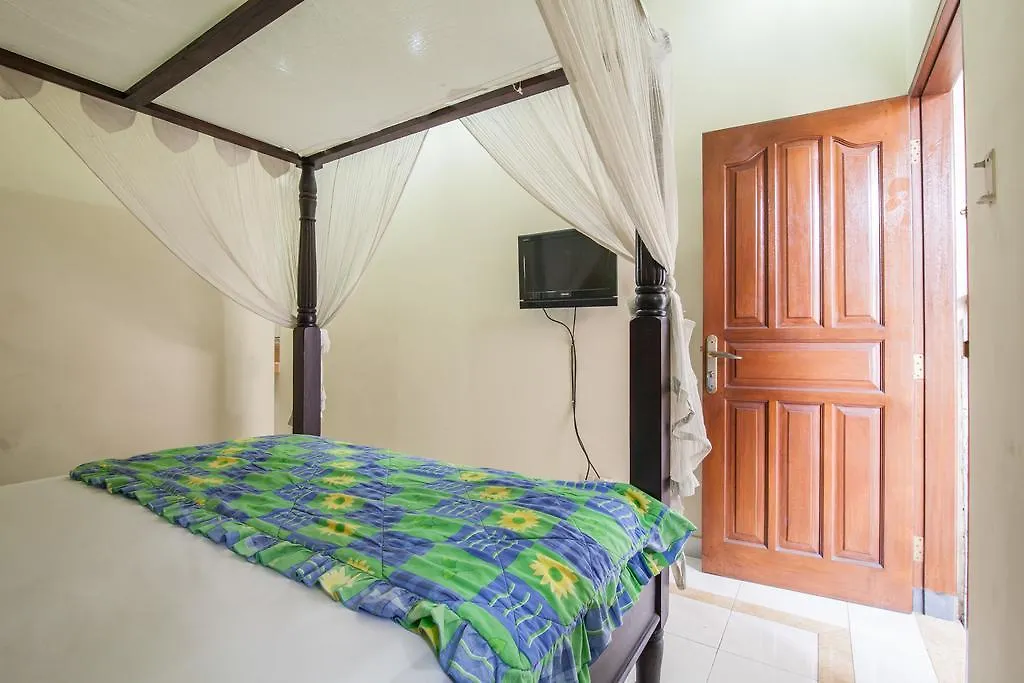 Lori Beach Inn Seminyak  Seminyak (Bali)